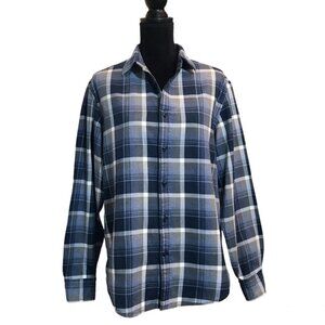 Banana Republic Men’s Camden Luxe Flannel Button Up in Blue - Size Medium